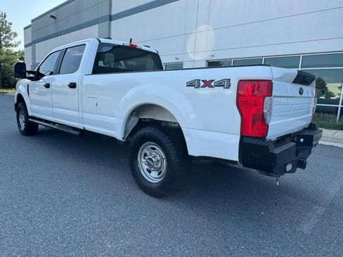 Used 2021 Ford F250 XL w/ Power Equipment Group image 9
