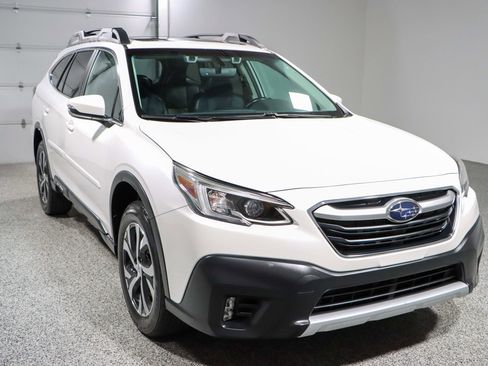 Used 2021 Subaru Outback Limited image 5
