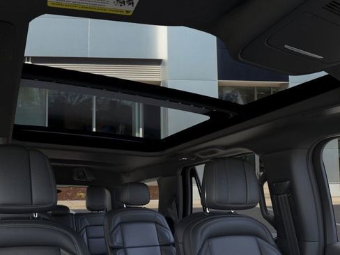New 2025 Lincoln Navigator Reserve w/ Jet Appearance Package image 22
