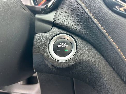 Used 2024 Chevrolet Equinox Premier AWD/4WD image 26