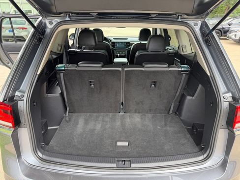 Used 2022 Volkswagen Atlas SE w/ Panoramic Sunroof Package FWD image 32