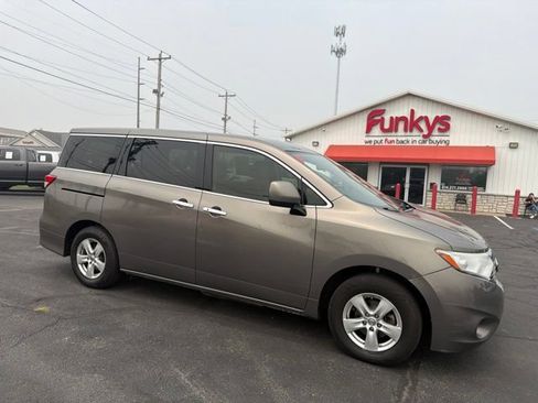 Used 2015 Nissan Quest SV FWD image 1