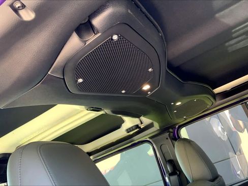 New 2026 Jeep Gladiator Mojave image 18