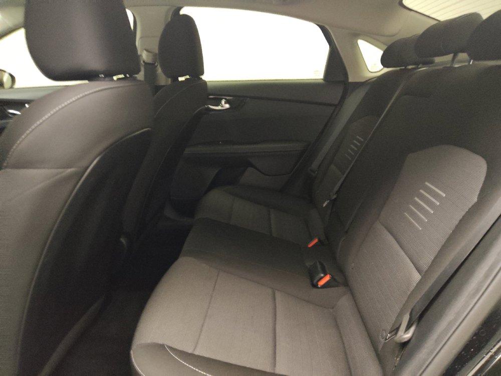 Used 2019 Kia Forte S w/ S Premium Package FWD image 18