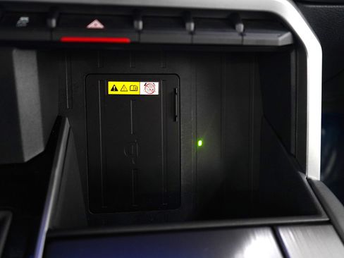 Used 2023 Toyota Sequoia Platinum image 24