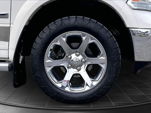 Used 2016 RAM 1500 Laramie image 34