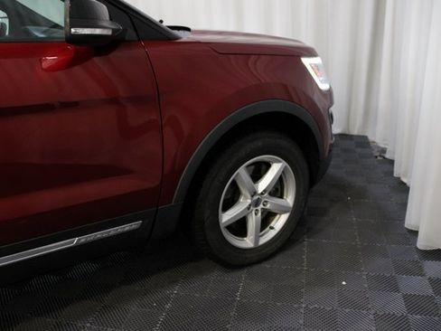 Used 2016 Ford Explorer XLT w/ Equipment Group 202A image 11