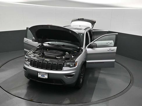 Used 2020 Jeep Grand Cherokee Trailhawk image 34