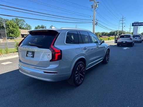 Certified 2025 Volvo XC90 B6 Plus AWD/4WD image 5