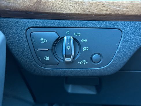 Used 2022 Audi Q5 2.0T Premium Plus image 29