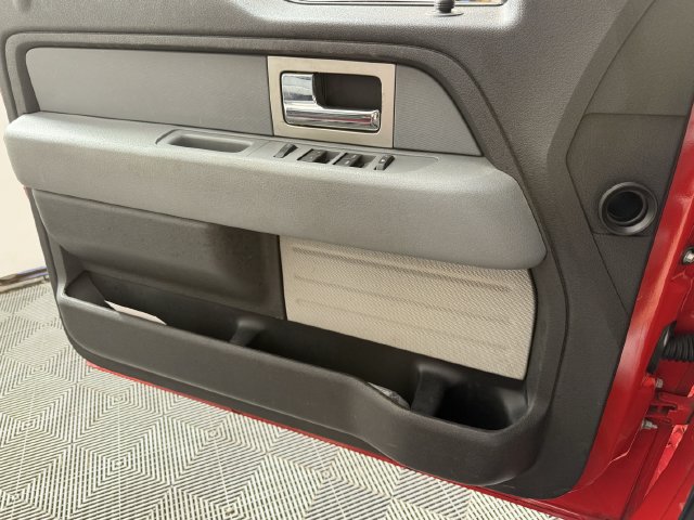 Used 2011 Ford F150 XLT w/ XLT Chrome Pkg RWD image 9