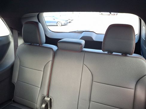 Used 2024 Chevrolet Traverse RS image 12