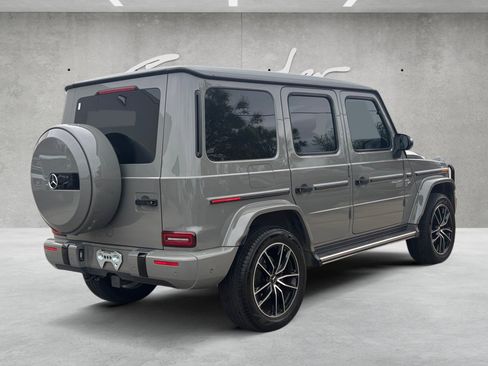 Used 2022 Mercedes-Benz G 550 w/ Exclusive Interior Package image 19