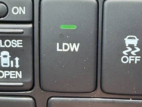 Used 2017 Honda Odyssey EX-L image 13