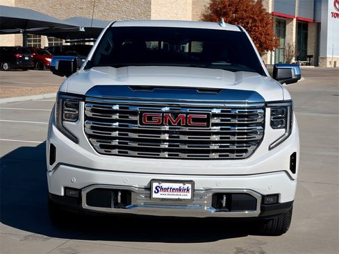 Used 2024 GMC Sierra 1500 Denali w/ Technology Package image 8