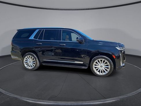 Used 2023 Cadillac Escalade Premium Luxury AWD/4WD image 6