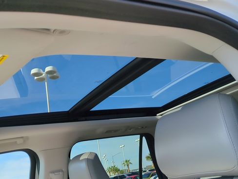 Used 2025 Ford Expedition Max Active image 16