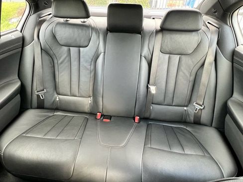 Used 2019 BMW 740e xDrive 740e xDrive iPerformance AWD 4 w/ Executive Package image 24