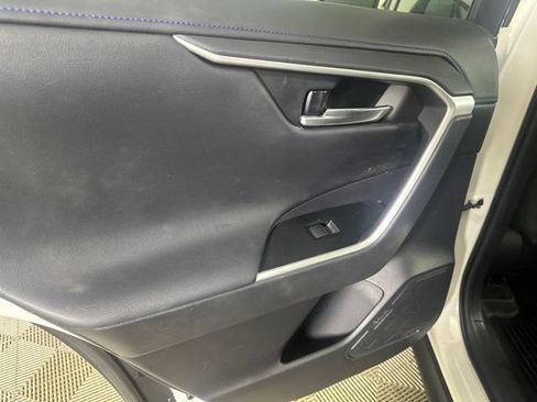 Used 2021 Toyota RAV4 XSE AWD/4WD image 19