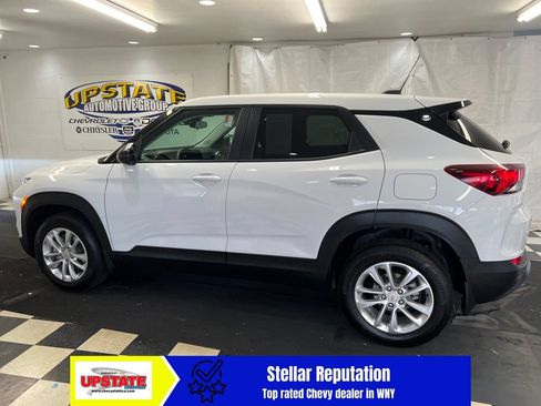 Used 2026 Chevrolet TrailBlazer LS w/ LS Convenience Package AWD/4WD image 6