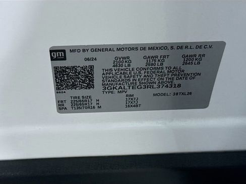 Used 2024 GMC Terrain SLE AWD/4WD image 31