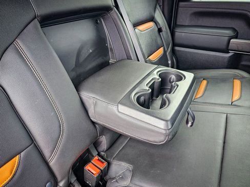 Used 2020 GMC Sierra 2500 AT4 w/ AT4 Premium Package image 41