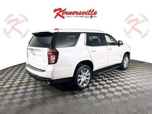 Used 2021 Chevrolet Tahoe High Country w/ Premium Package image 7