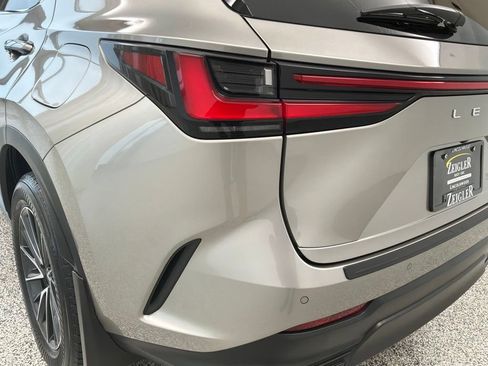 Used 2024 Lexus NX 350h AWD image 19
