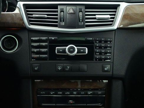 Used 2012 Mercedes-Benz E 350 4MATIC Sedan image 13