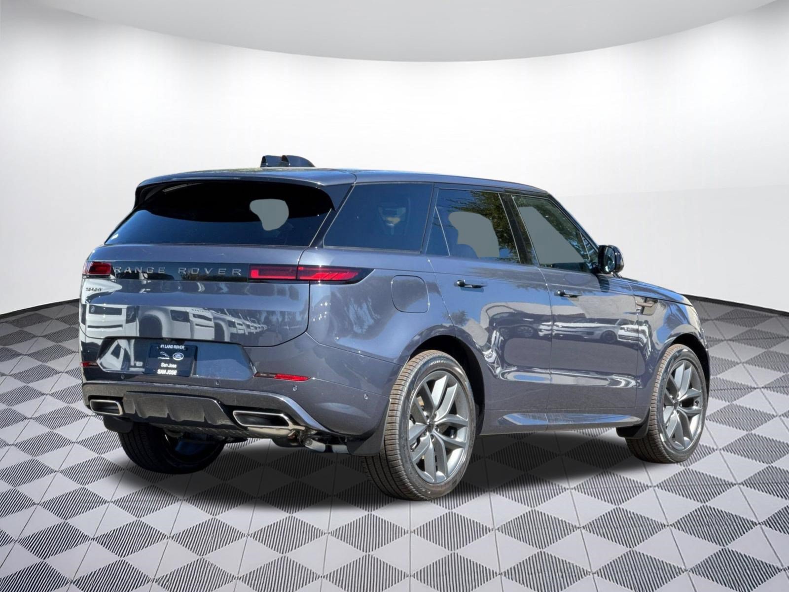New 2026 Land Rover Range Rover Sport Dynamic SE AWD/4WD image 9