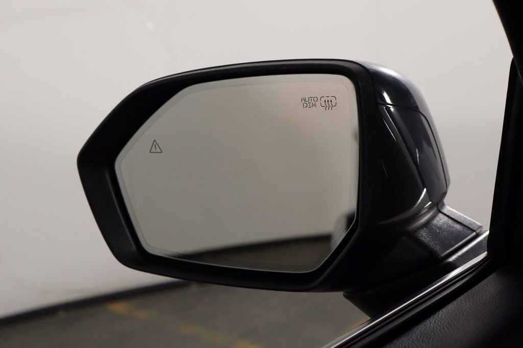 Used 2024 Hyundai Palisade SEL FWD image 45