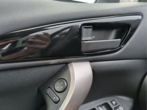 Used 2024 Mitsubishi Eclipse Cross ES image 15