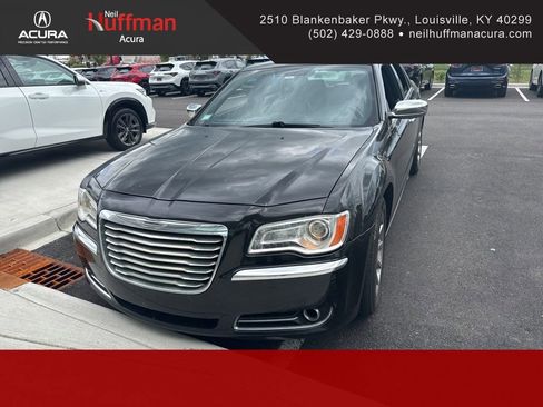 Used 2012 Chrysler 300 Limited image 1