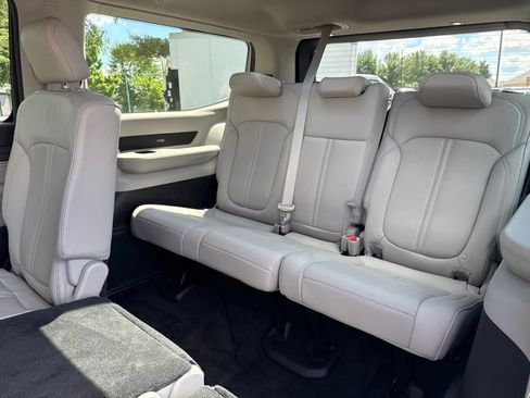 Used 2022 Jeep Wagoneer Series II w/ Premium Group I AWD/4WD image 12
