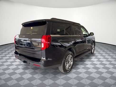 Used 2025 Ford Expedition Active AWD/4WD image 9