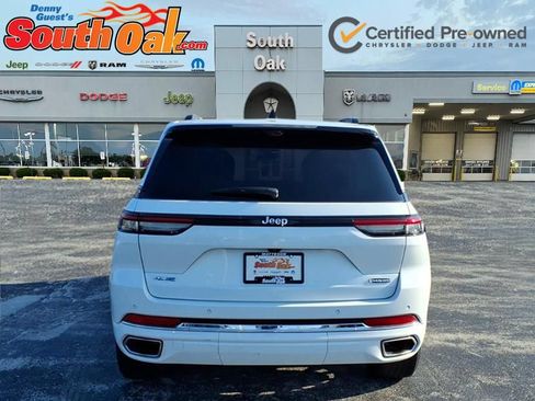 Certified 2023 Jeep Grand Cherokee Overland w/ Advanced Protech Group III AWD/4WD image 4