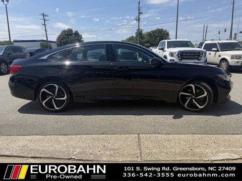 Used 2021 Honda Accord Sport Special Edition image 6