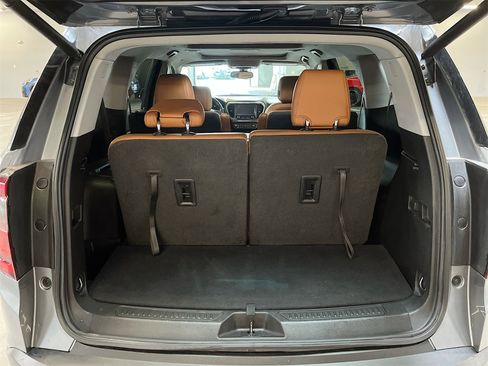 Used 2020 GMC Acadia AT4 w/ LPO, Floor Liner Package image 28