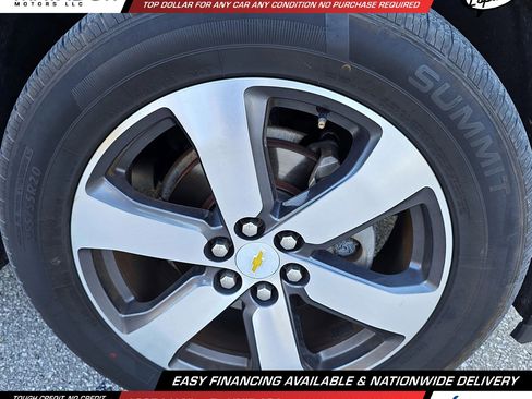 Used 2020 Chevrolet Traverse LT w/ LT Premium Package FWD image 11