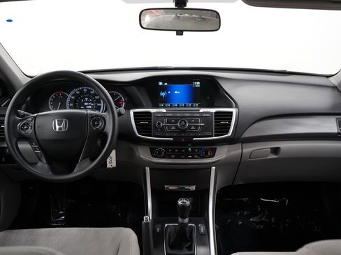 Used 2014 Honda Accord LX image 14