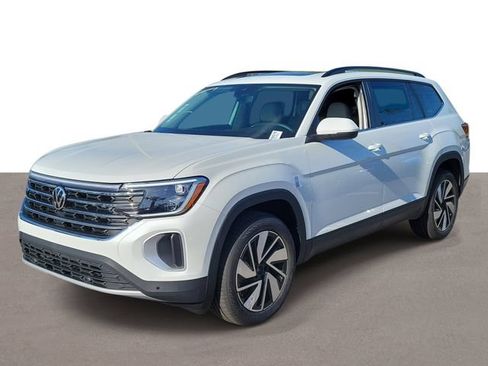 New 2026 Volkswagen Atlas SE FWD image 2