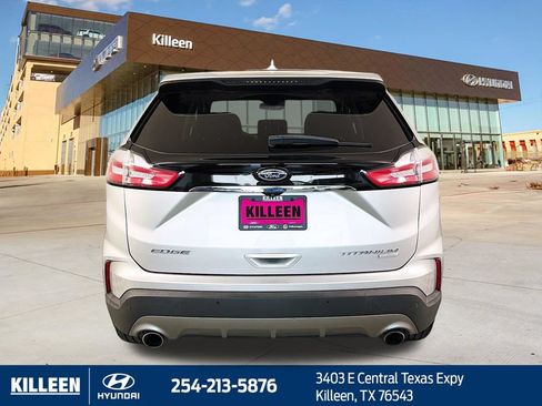 Used 2019 Ford Edge Titanium FWD image 7