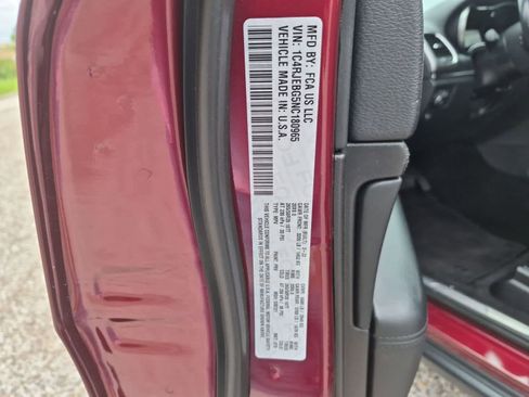 Used 2022 Jeep Grand Cherokee Limited RWD image 34