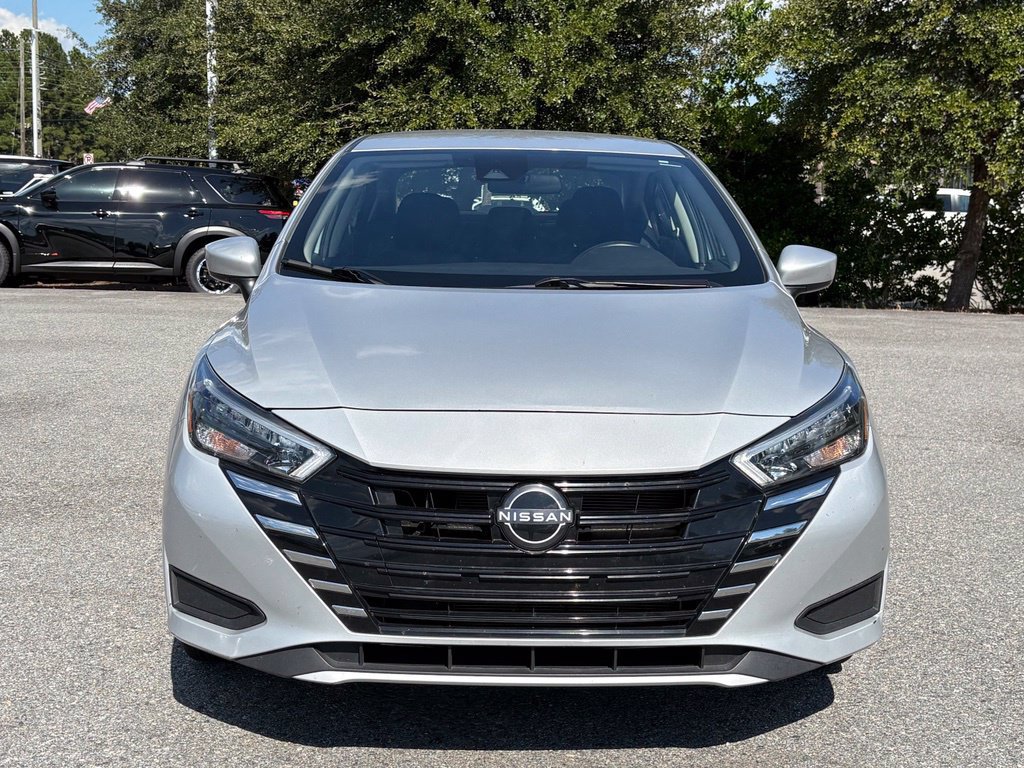 Used 2025 Nissan Versa SV FWD image 2