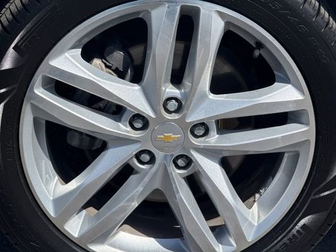 Used 2019 Chevrolet Equinox Premier AWD/4WD image 26