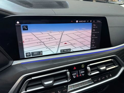 Used 2020 BMW X7 xDrive40i w/ Premium Package AWD/4WD image 14