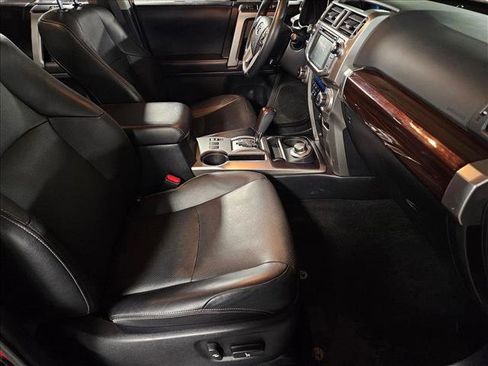 Used 2018 Toyota 4Runner Limited image 22