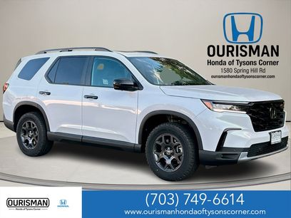 New 2025 Honda Pilot TrailSport