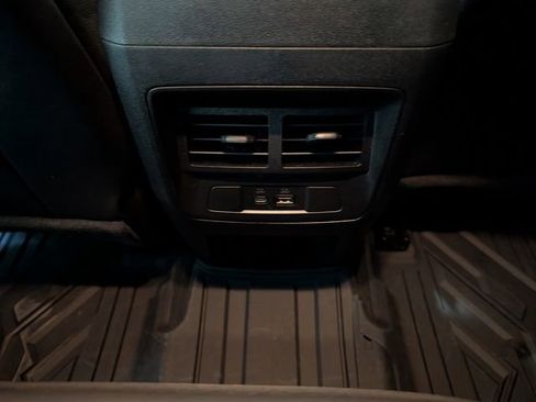 Used 2024 GMC Canyon AT4X AWD/4WD image 12