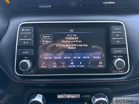 Used 2020 Nissan Kicks SR FWD image 34